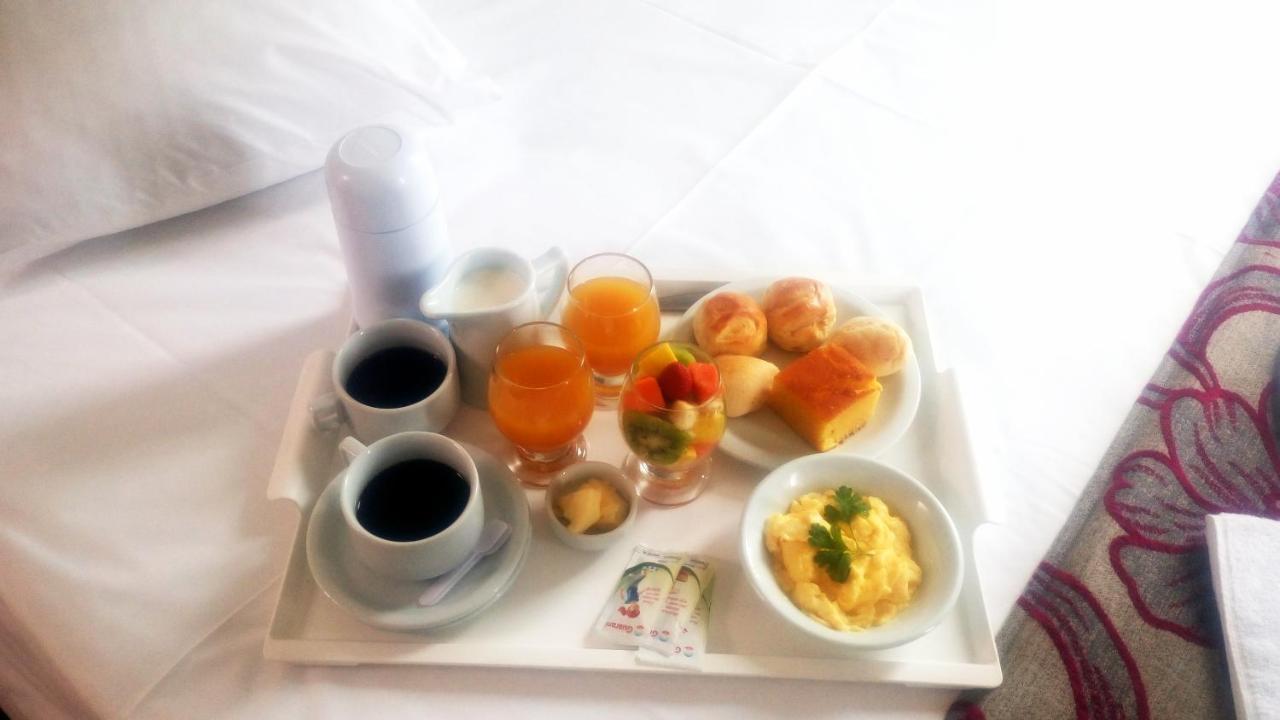 Jabo Inn Hotel Жаботікатубас Екстер'єр фото